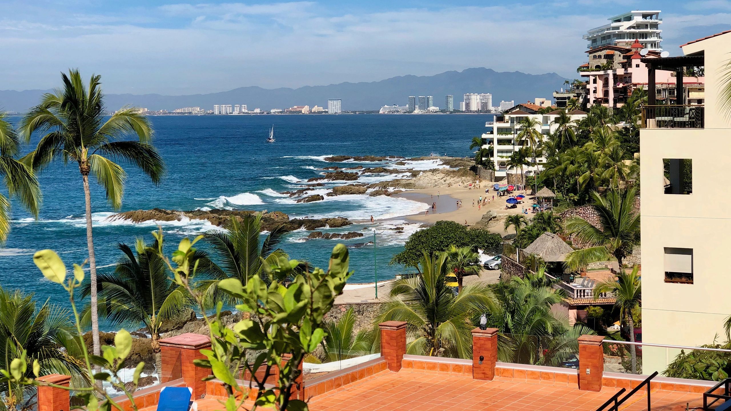 Coastal skyline and beachfront in Mexico